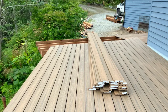 Detail of Grill 724 sq ft Trex deck with cable rails