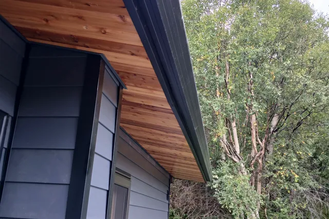 Detail of Blakeslee 1,750 sq ft multi-level deck