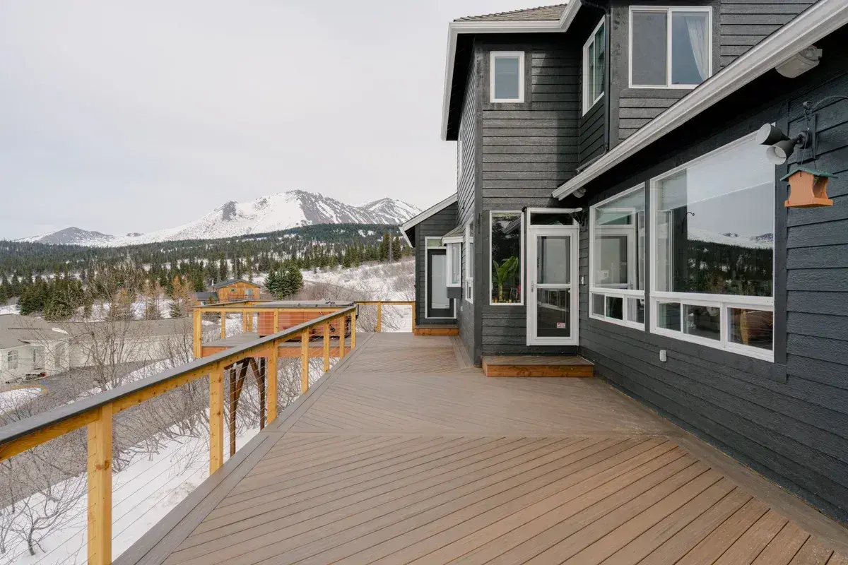 Masterpiece deck main view